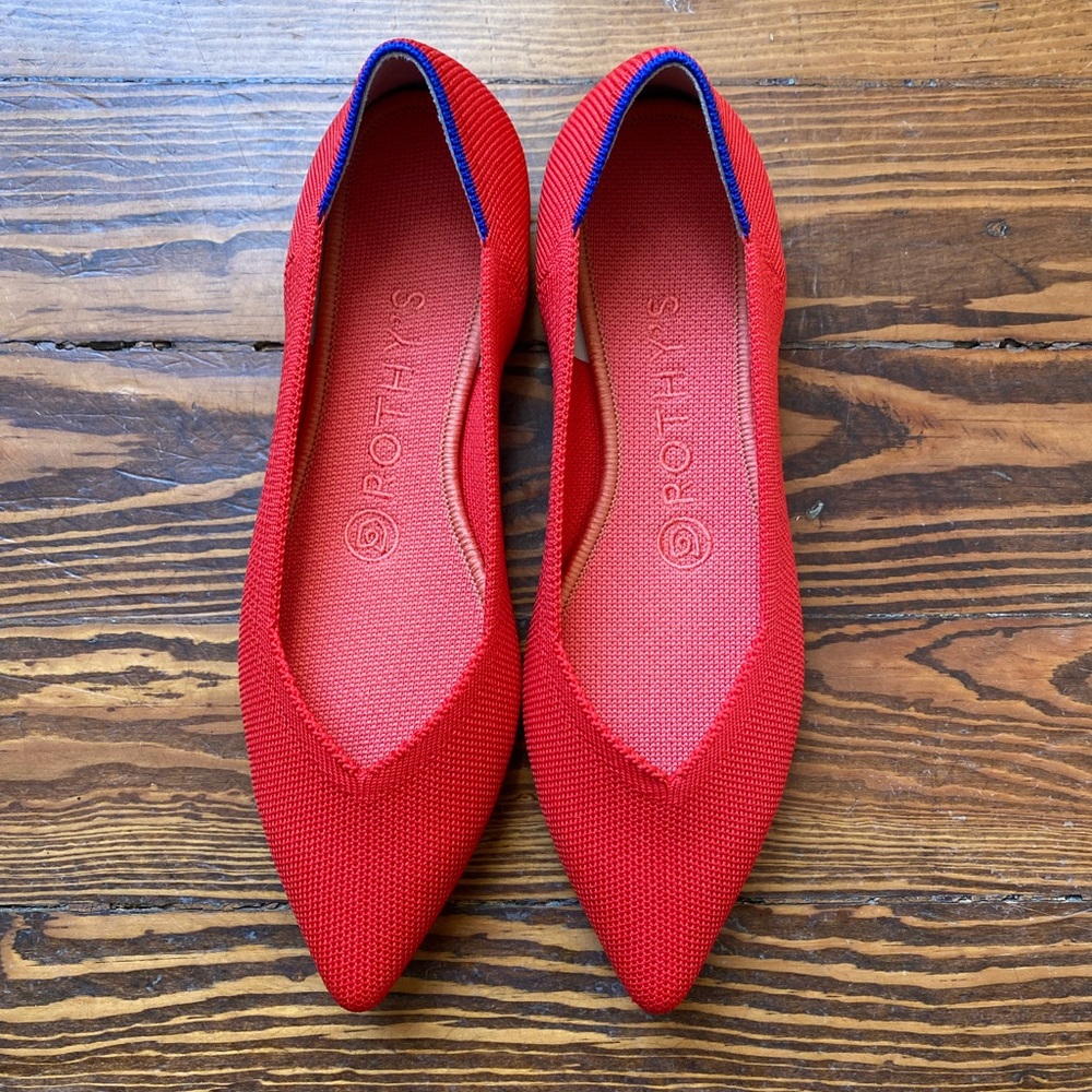 NWT Rothy’s pointed toe red flats